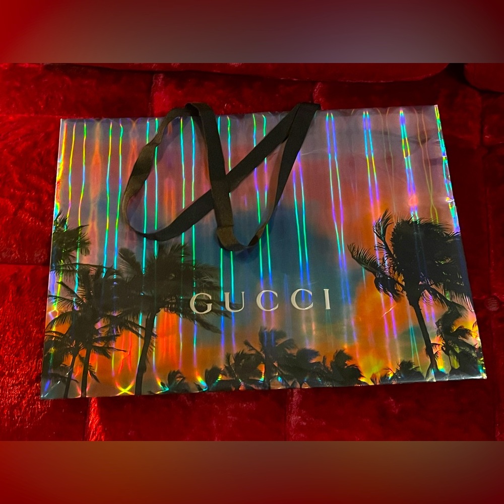 Authentic GUCCI shopping bag